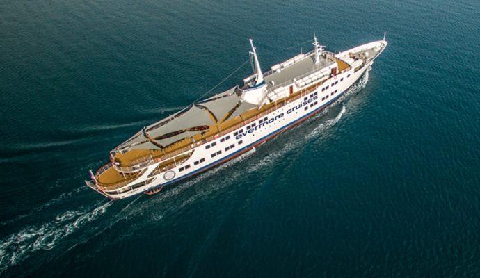 COSMOS SHIP ONE DAY CRUISE TO 3 ISLANDS POROS HYDRA AEGINA.
